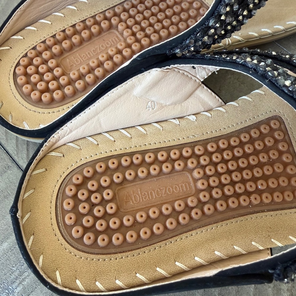 Ablanczoom Black Rhinestone Floral Thong Sandals Massage Footbed Womens 40 - Picture 3 of 7